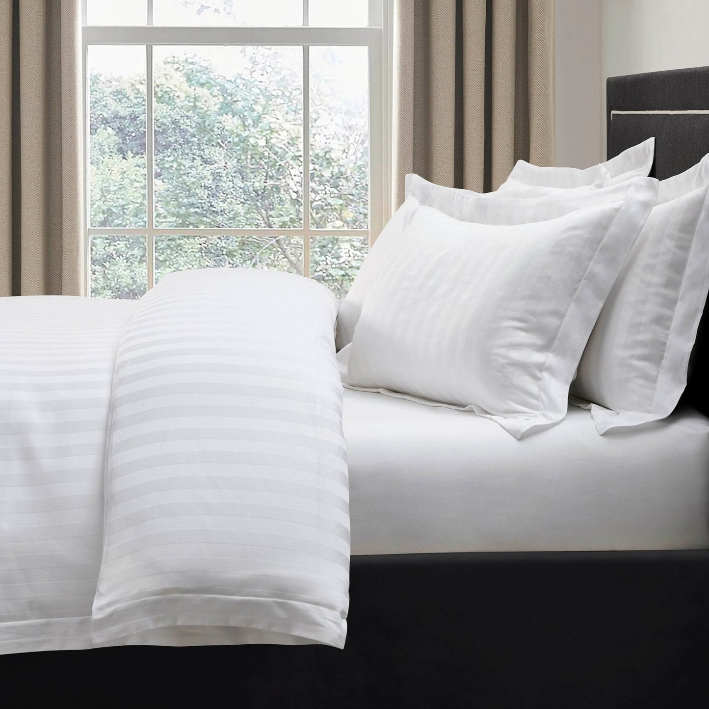 Hotel Satin Stripe 200 Thread Count Duvet Cover - White